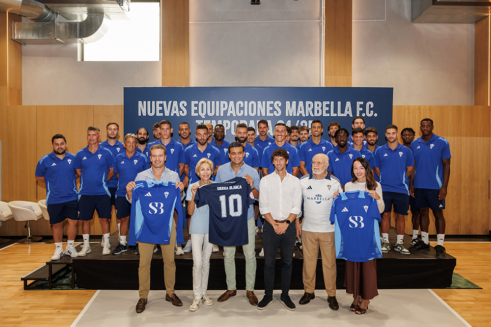 Sierra Blanca Estates como nuevo main Sponsor del Marbella FC. El Marbella Fútbol Club presentó hoy a su nuevo main sponsor Sierra Blanca Estates en el exclusivo Epic Marbella Sport Center.