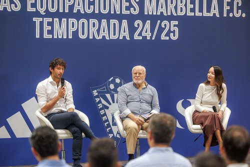 Sierra Blanca Estates como nuevo main Sponsor del Marbella FC. El Marbella Fútbol Club presentó hoy a su nuevo main sponsor Sierra Blanca Estates en el exclusivo Epic Marbella Sport Center.