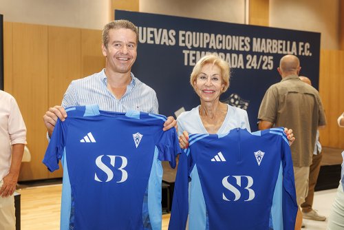 Sierra Blanca Estates como nuevo main Sponsor del Marbella FC. El Marbella Fútbol Club presentó hoy a su nuevo main sponsor Sierra Blanca Estates en el exclusivo Epic Marbella Sport Center.